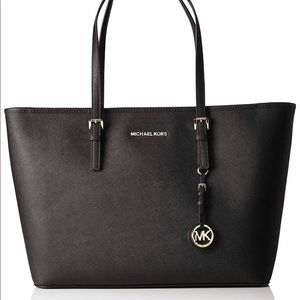 Michael Kors Jet Set Medium Tote